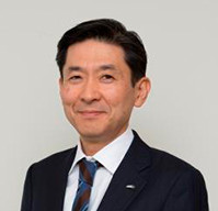 川崎 計介